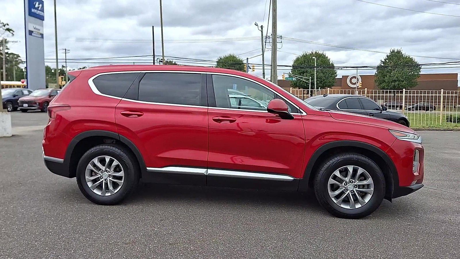 Used 2020 Hyundai Santa Fe SEL image 9