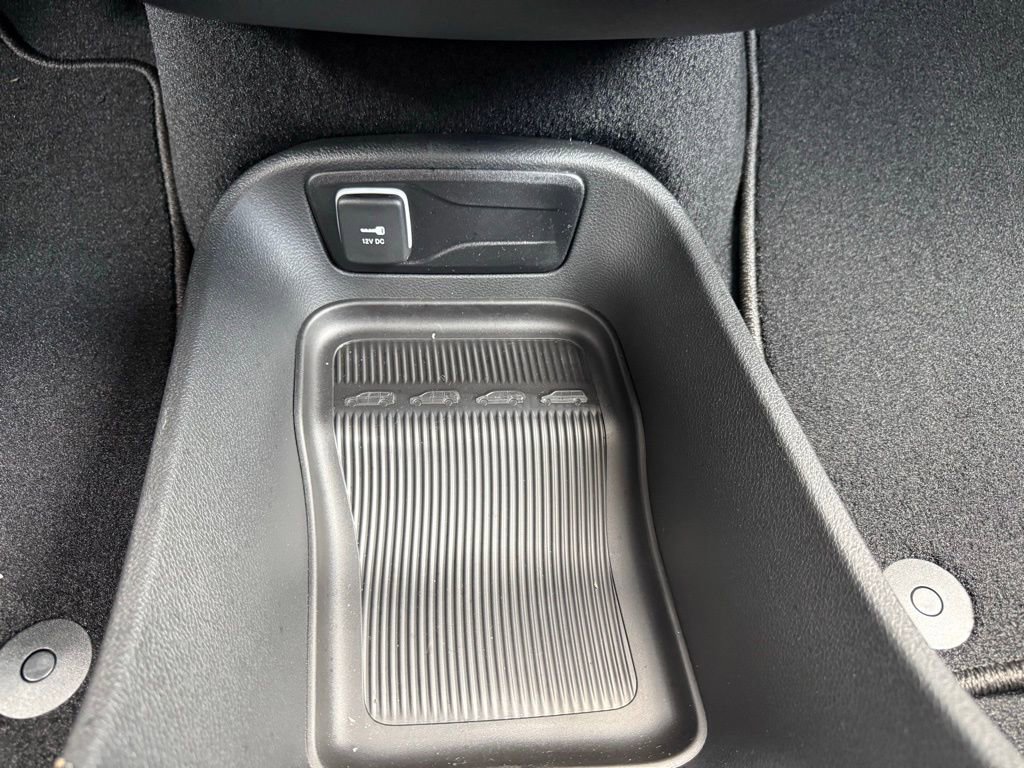 New 2026 Chrysler Pacifica Select FWD image 23