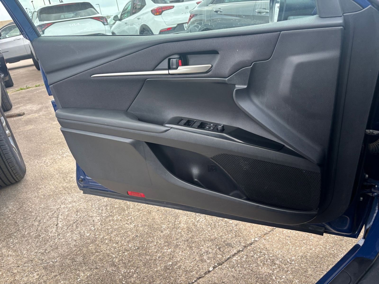 Used 2025 Toyota Camry LE image 18