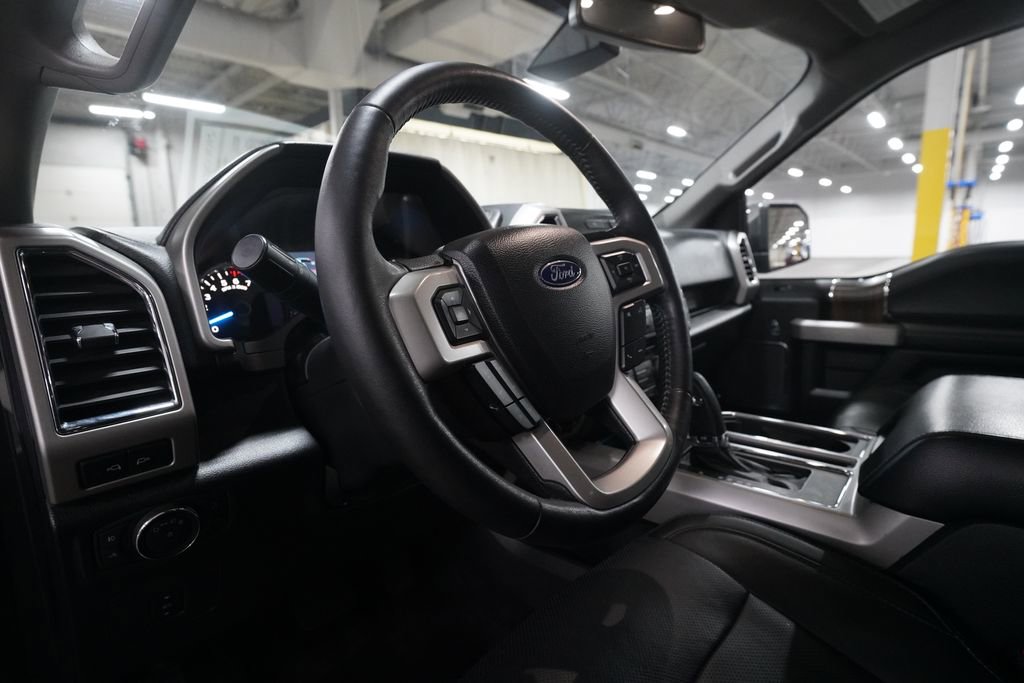 Used 2017 Ford F150 Lariat w/ Equipment Group 502A Luxury AWD/4WD image 8