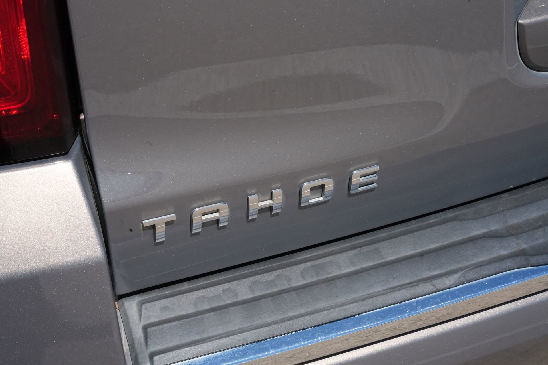 Used 2018 Chevrolet Tahoe Premier w/ Max Trailering Package image 21