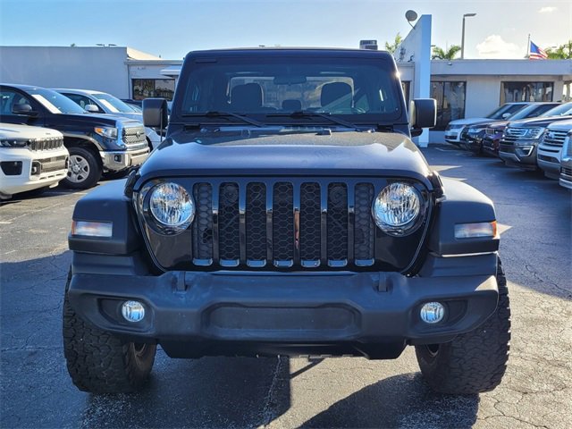Used 2020 Jeep Gladiator Sport w/ Quick Order Package 23S AWD/4WD image 2