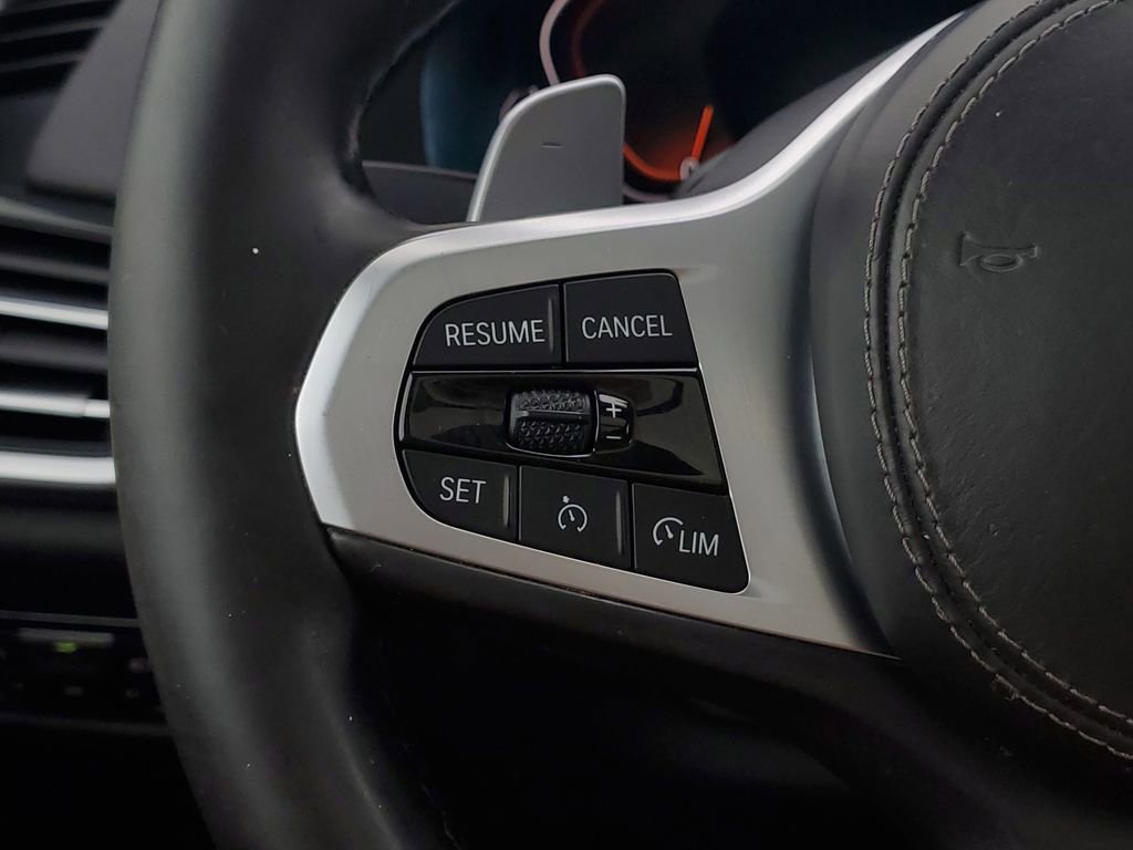 Used 2021 BMW X6 xDrive40i w/ M Sport Package image 18