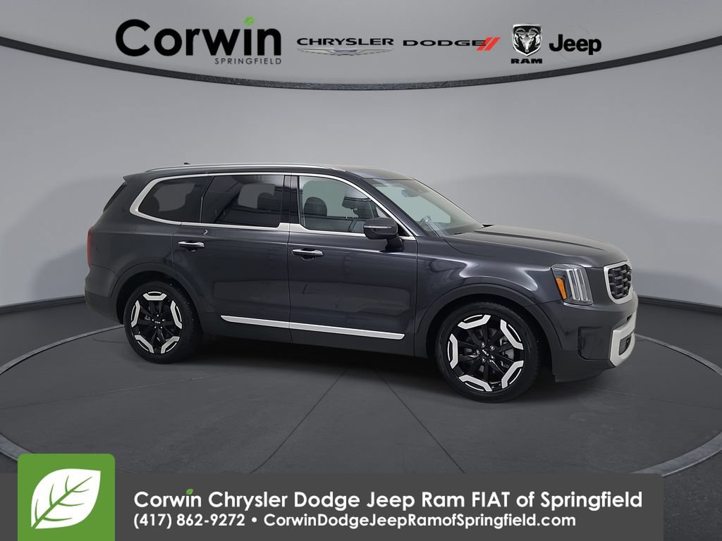 Used 2025 Kia Telluride S