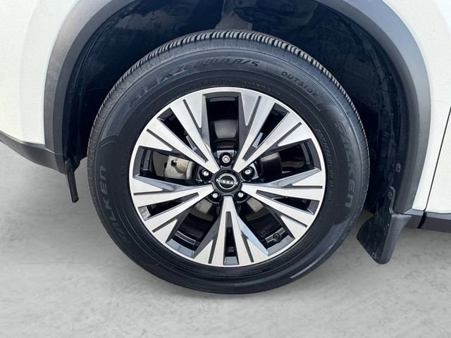 Used 2023 Nissan Rogue SV image 23