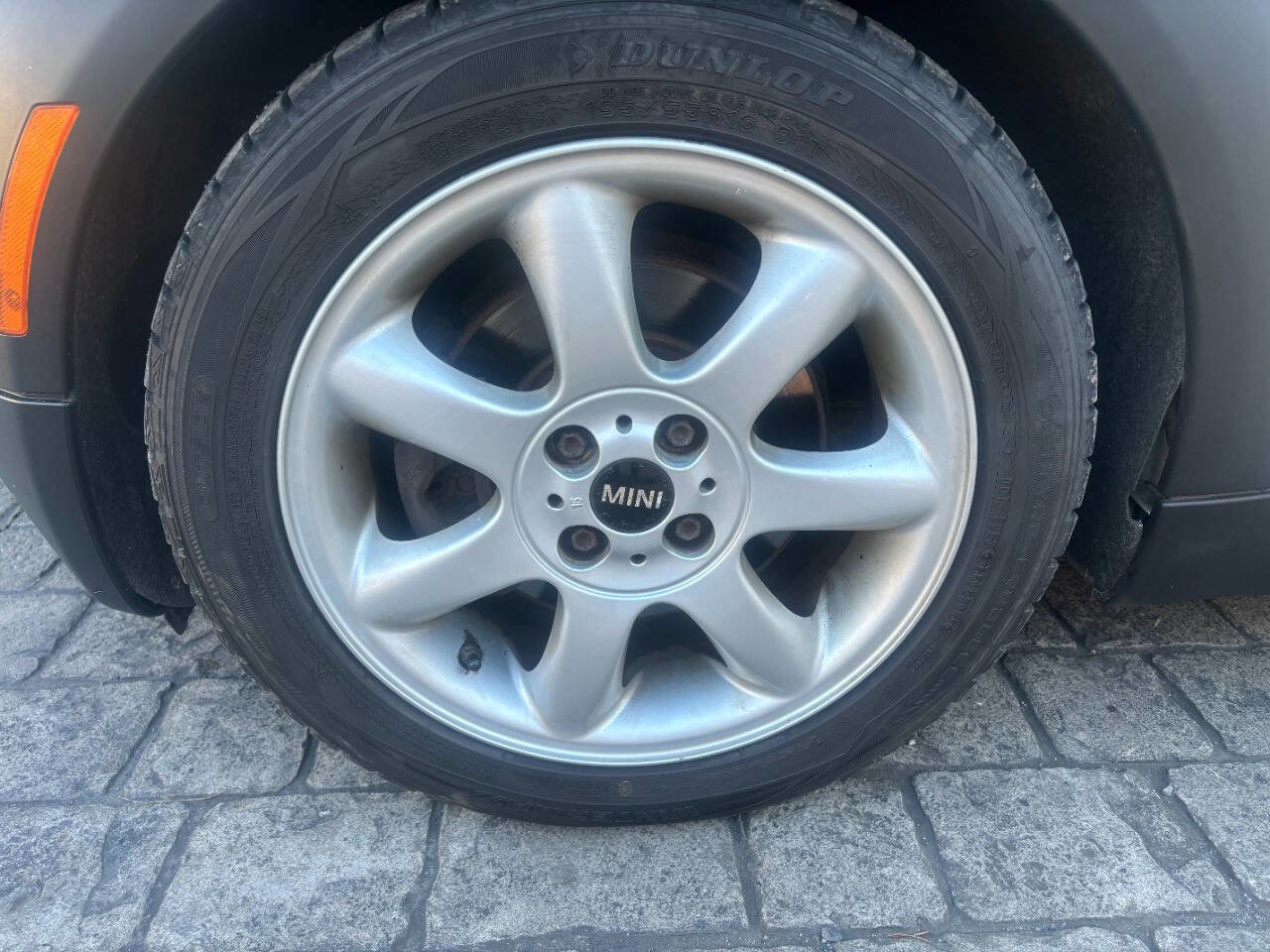 Used 2010 MINI Cooper Clubman Hardtop image 11