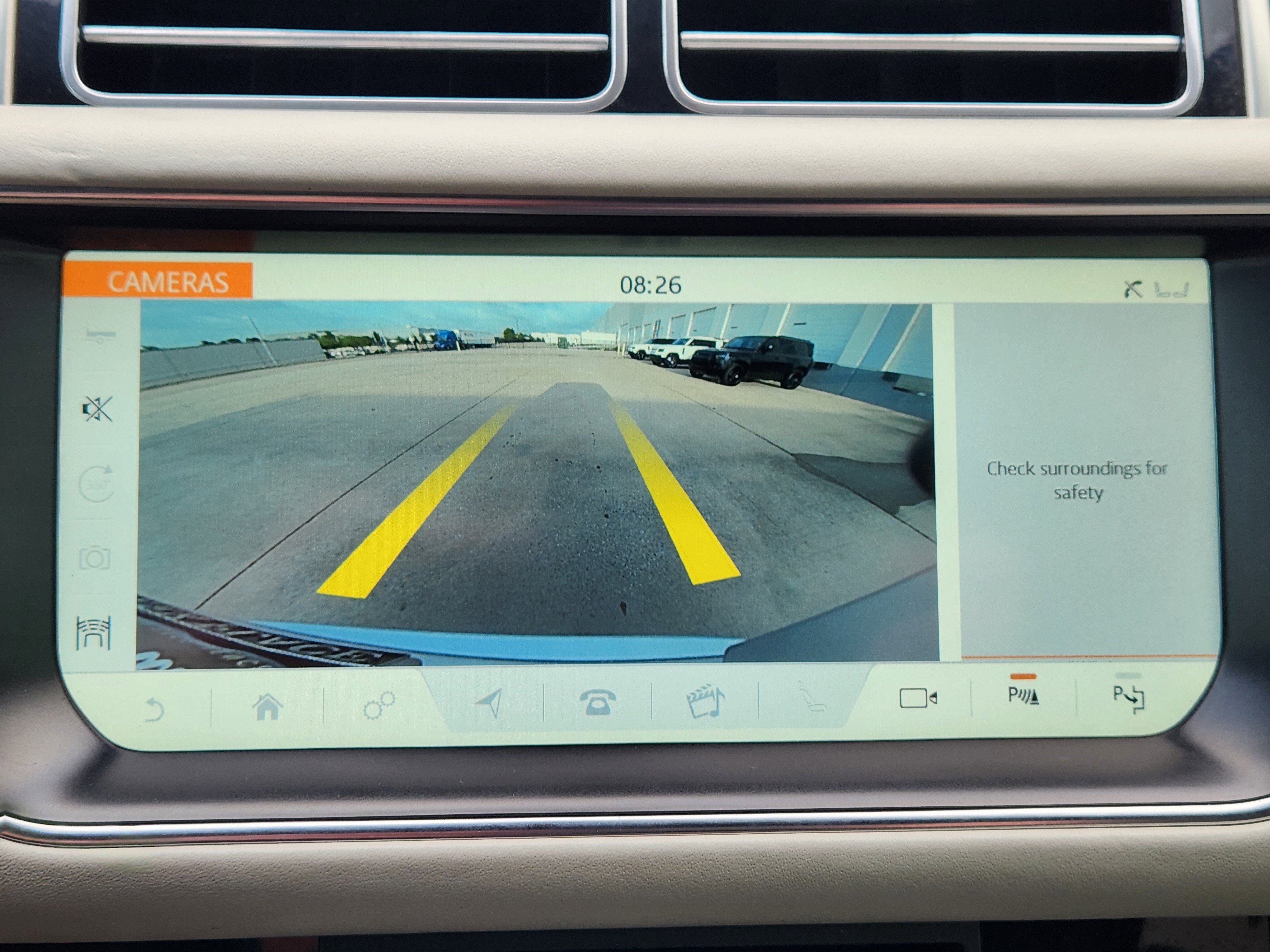 Used 2017 Land Rover Range Rover SV Autobiography Dynamic image 18