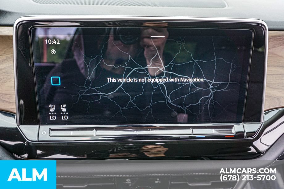 Used 2025 Volkswagen Atlas SE FWD image 37