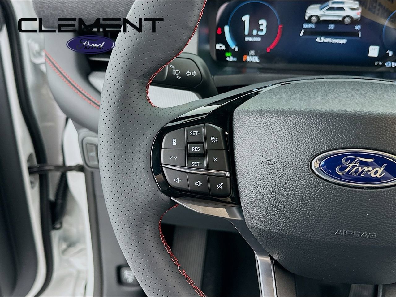 New 2026 Ford Explorer ST-Line image 15