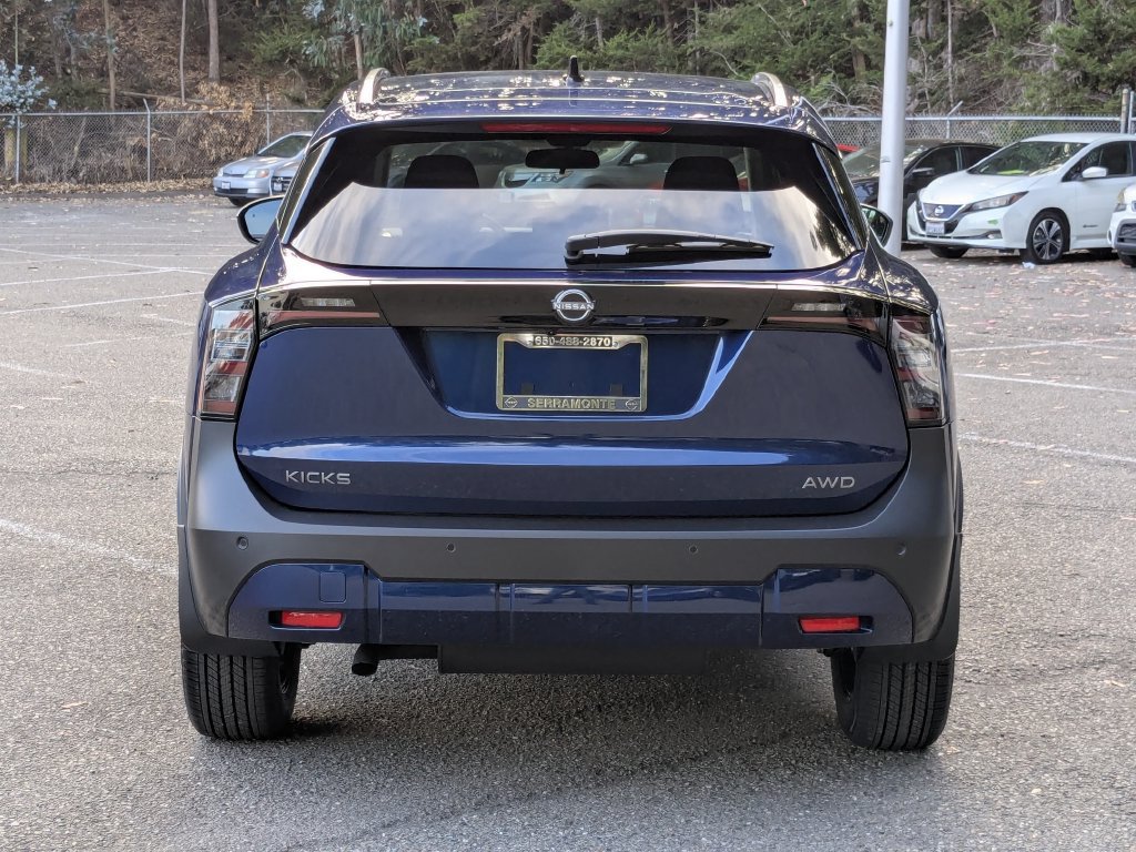 New 2026 Nissan Kicks SV AWD/4WD image 6