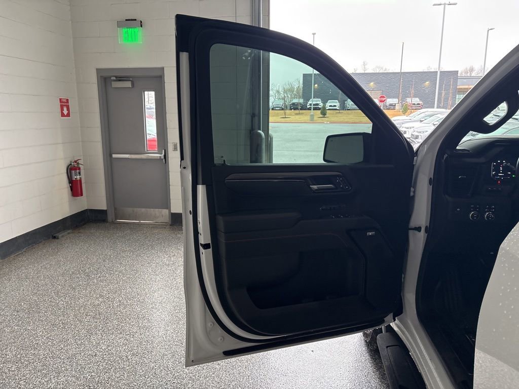 Used 2026 GMC Sierra 1500 AT4 w/ AT4 Premium Package image 11