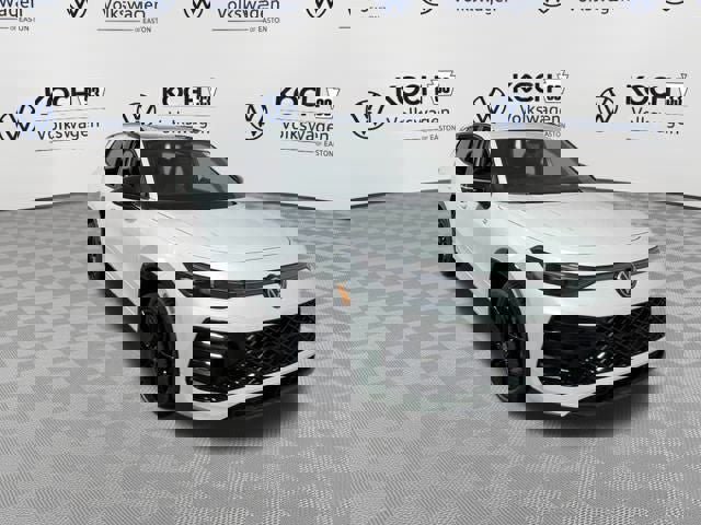 New 2026 Volkswagen Tiguan SE R-Line image 2