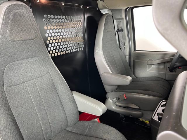 Used 2024 Chevrolet Express 2500 w/ Driver Convenience Package image 32