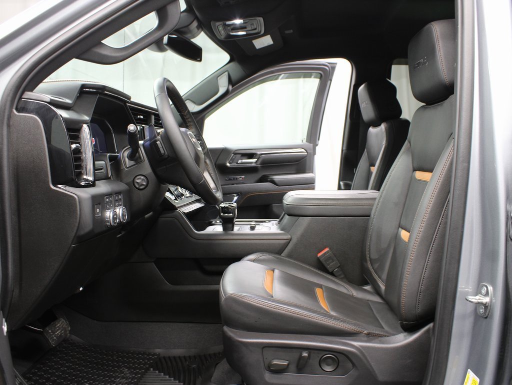 Used 2024 GMC Sierra 1500 AT4 w/ AT4 Preferred Package image 9