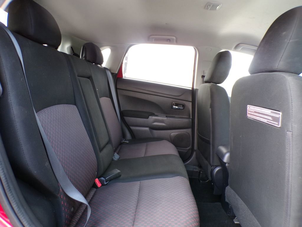 Used 2017 Mitsubishi Outlander Sport ES AWD/4WD image 22