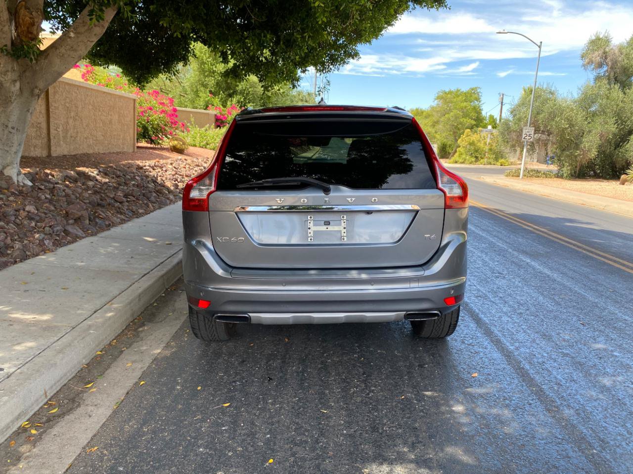 Used 2016 Volvo XC60 T6 Platinum FWD image 7