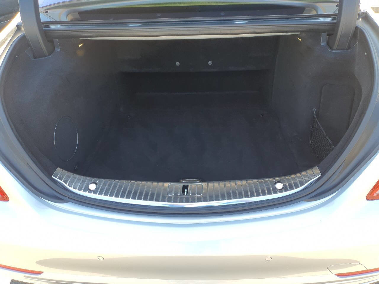 Used 2017 Mercedes-Benz S 550 4MATIC Sedan image 76