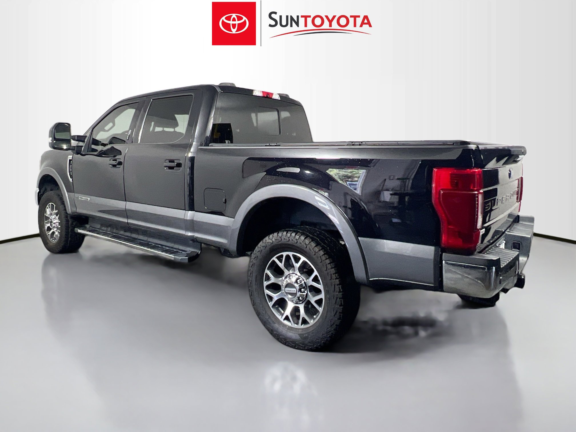 Used 2021 Ford F250 Lariat AWD/4WD image 6
