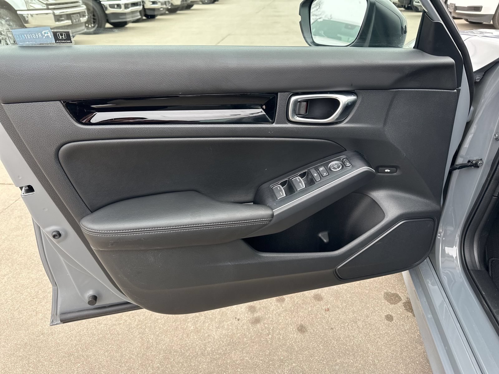 Used 2025 Honda Civic Sport image 23