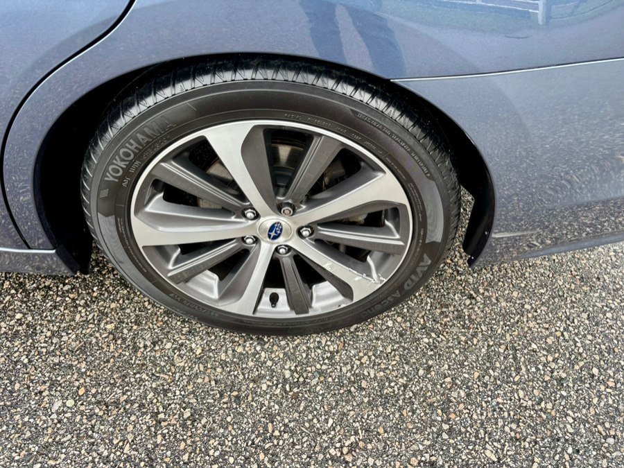 Used 2017 Subaru Legacy 2.5i Limited image 31