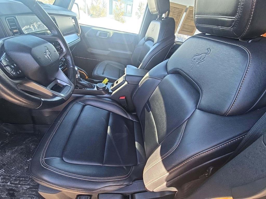 Used 2022 Ford Bronco Badlands image 5