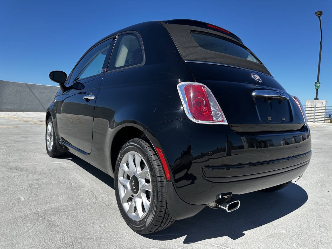 Used 2017 FIAT 500 Pop FWD image 6