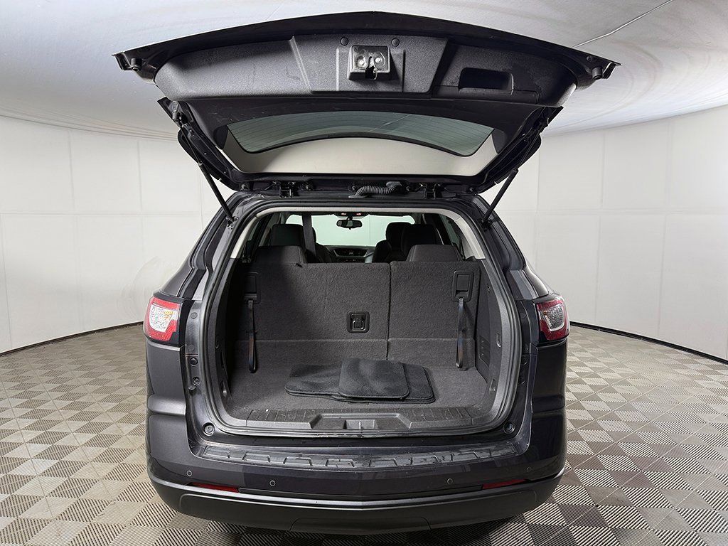 Used 2016 Chevrolet Traverse LT w/ Traveler's Package image 13