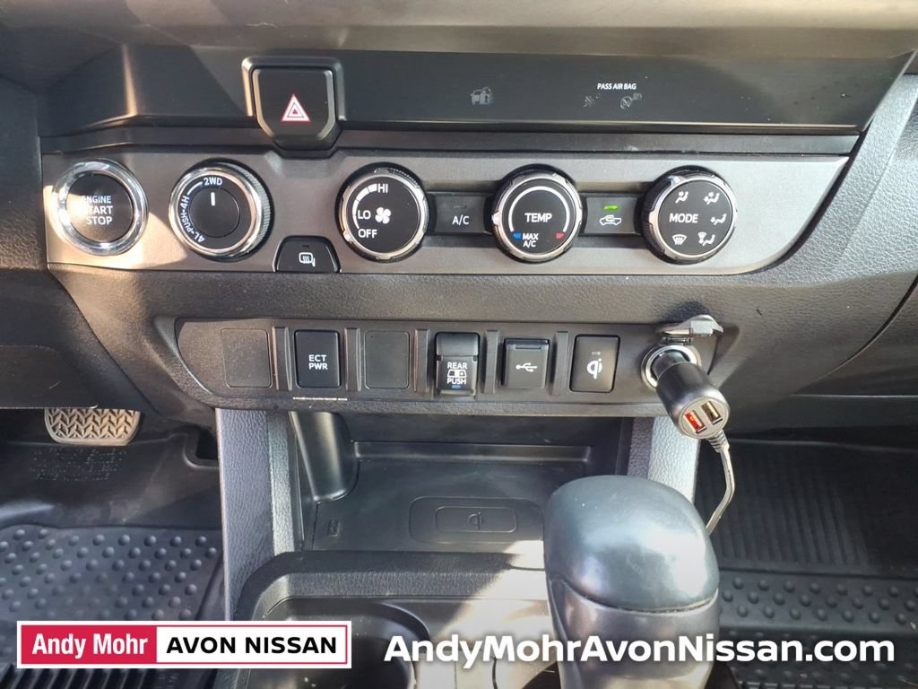 Used 2020 Toyota Tacoma TRD Off-Road AWD/4WD image 25