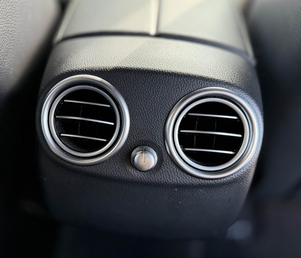 Used 2019 Mercedes-Benz GLC 300 image 31