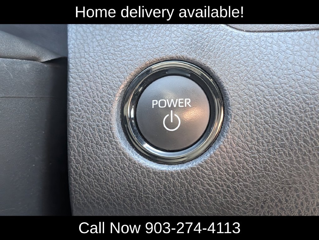 Used 2026 Toyota Camry SE FWD image 19