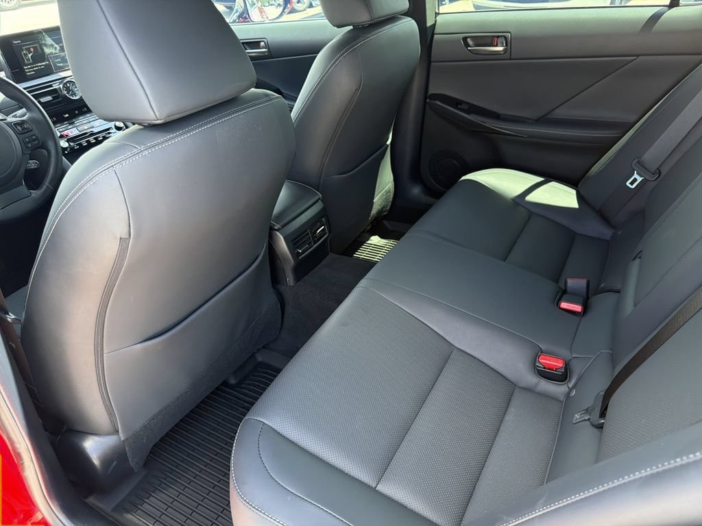 Used 2024 Lexus IS 350 F Sport RWD image 12