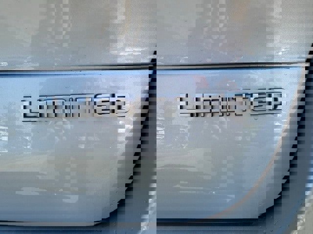 New 2025 Jeep Grand Cherokee L Limited w/ Trailer Tow Package image 10