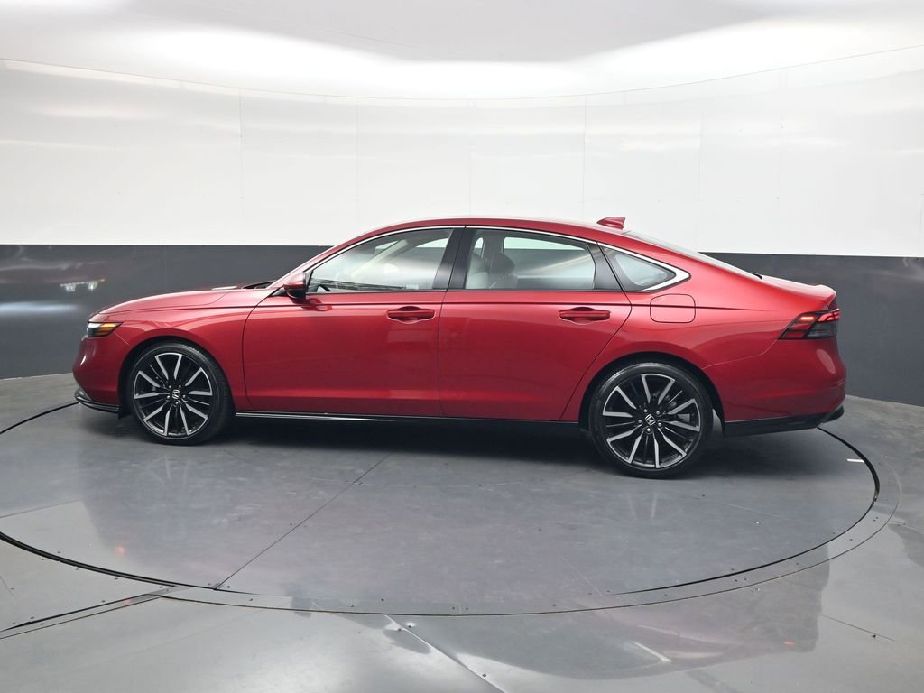 Used 2023 Honda Accord Touring image 7