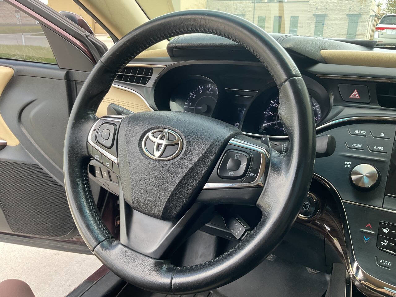 Used 2015 Toyota Avalon XLE FWD image 18