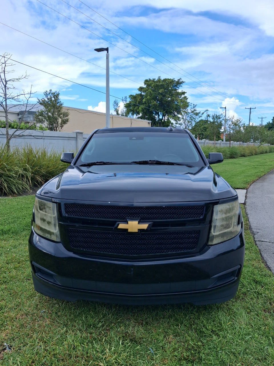 Used 2015 Chevrolet Suburban LT AWD/4WD image 3
