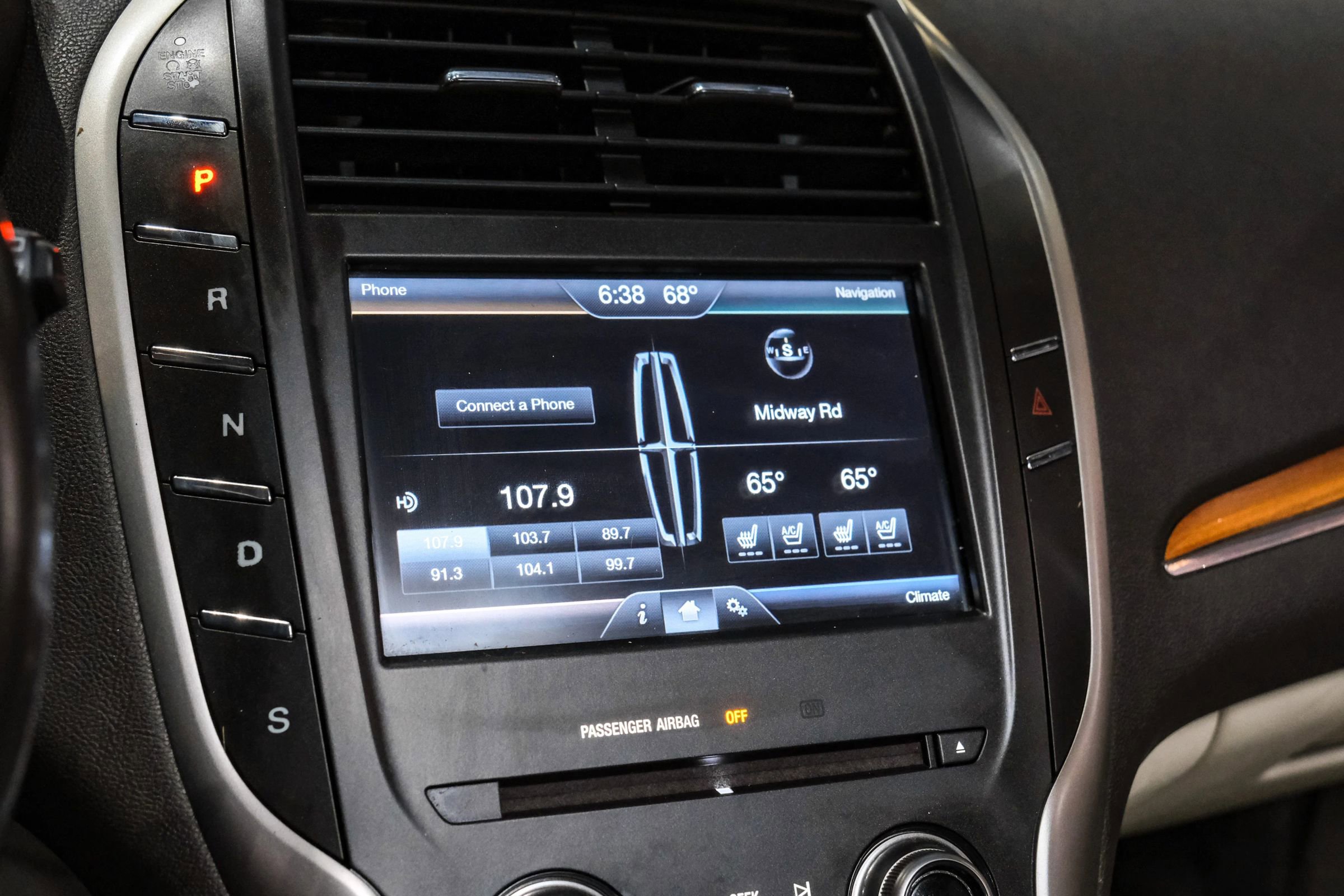Used 2015 Lincoln MKC AWD w/ Equipment Group 102A Reserve image 23