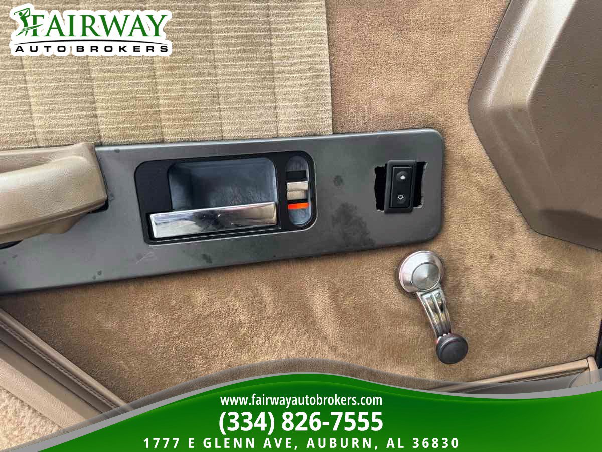 Used 1994 Chevrolet Silverado 1500 4x4 Regular Cab image 12
