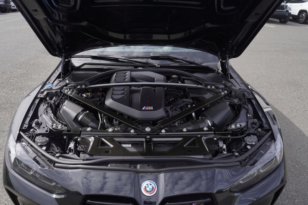 Used 2023 BMW M4 Competition w/ Executive Package RWD image 16