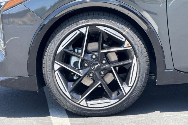 New 2026 Kia K4 GT-Line w/ GT-Line Premium Package FWD image 34