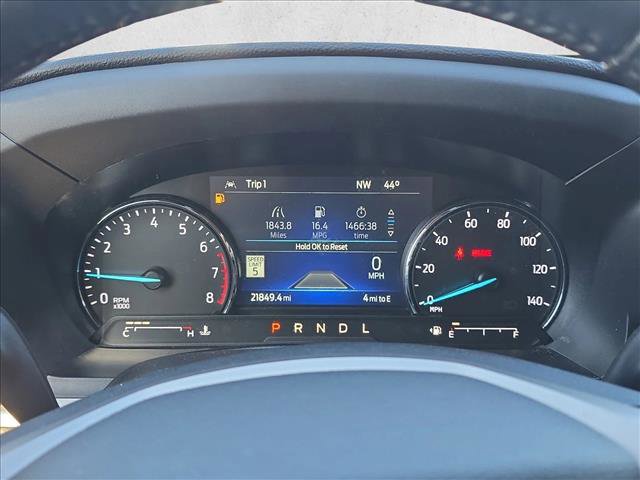 Used 2022 Ford Explorer XLT w/ Equipment Group 202A image 12