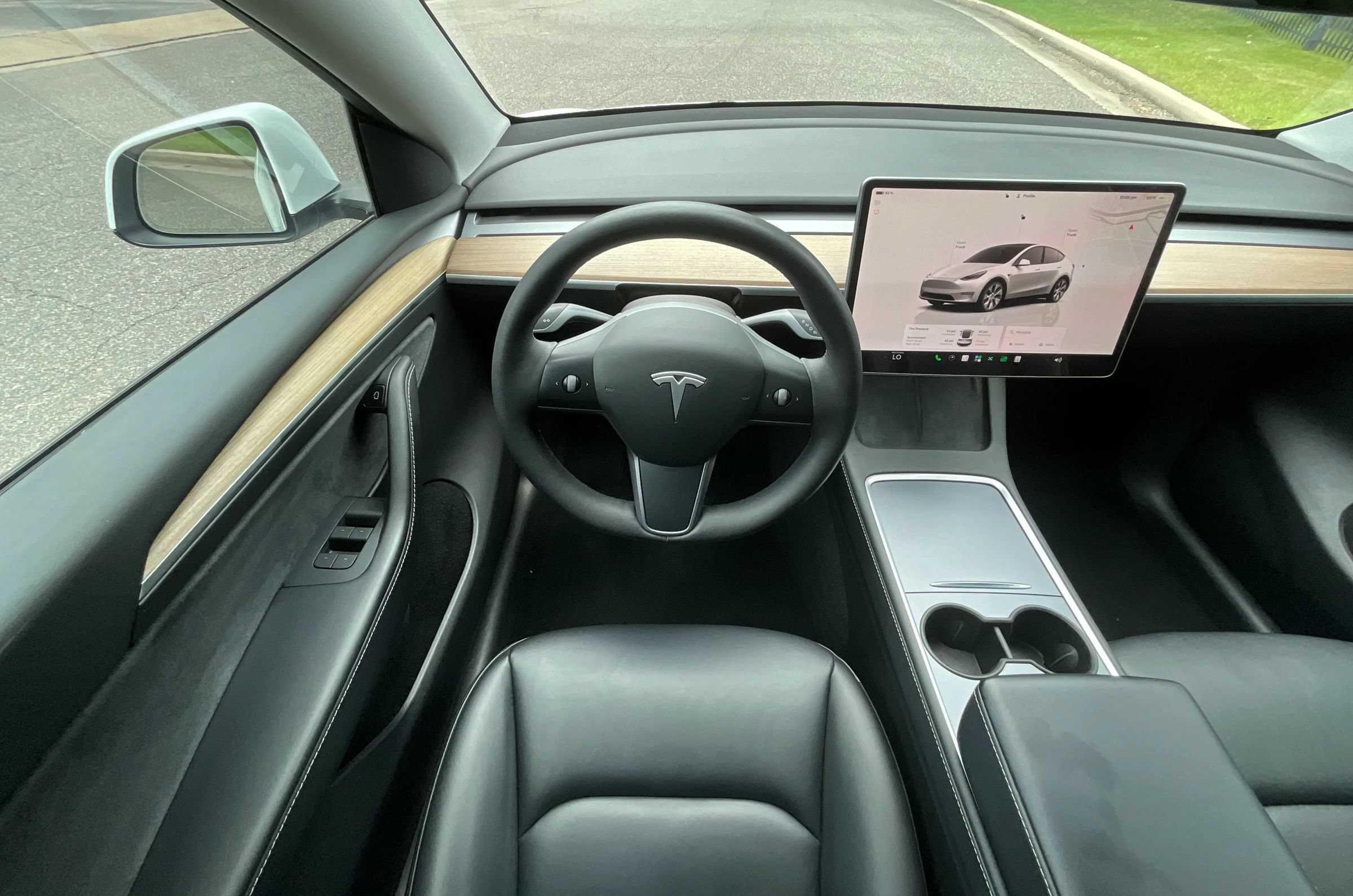 Used 2023 Tesla Model Y Long Range AWD/4WD image 20
