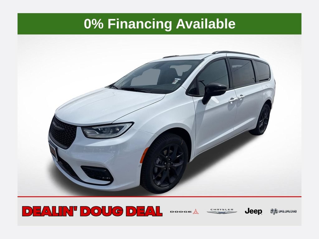 New 2026 Chrysler Pacifica Limited w/ S Appearance Package