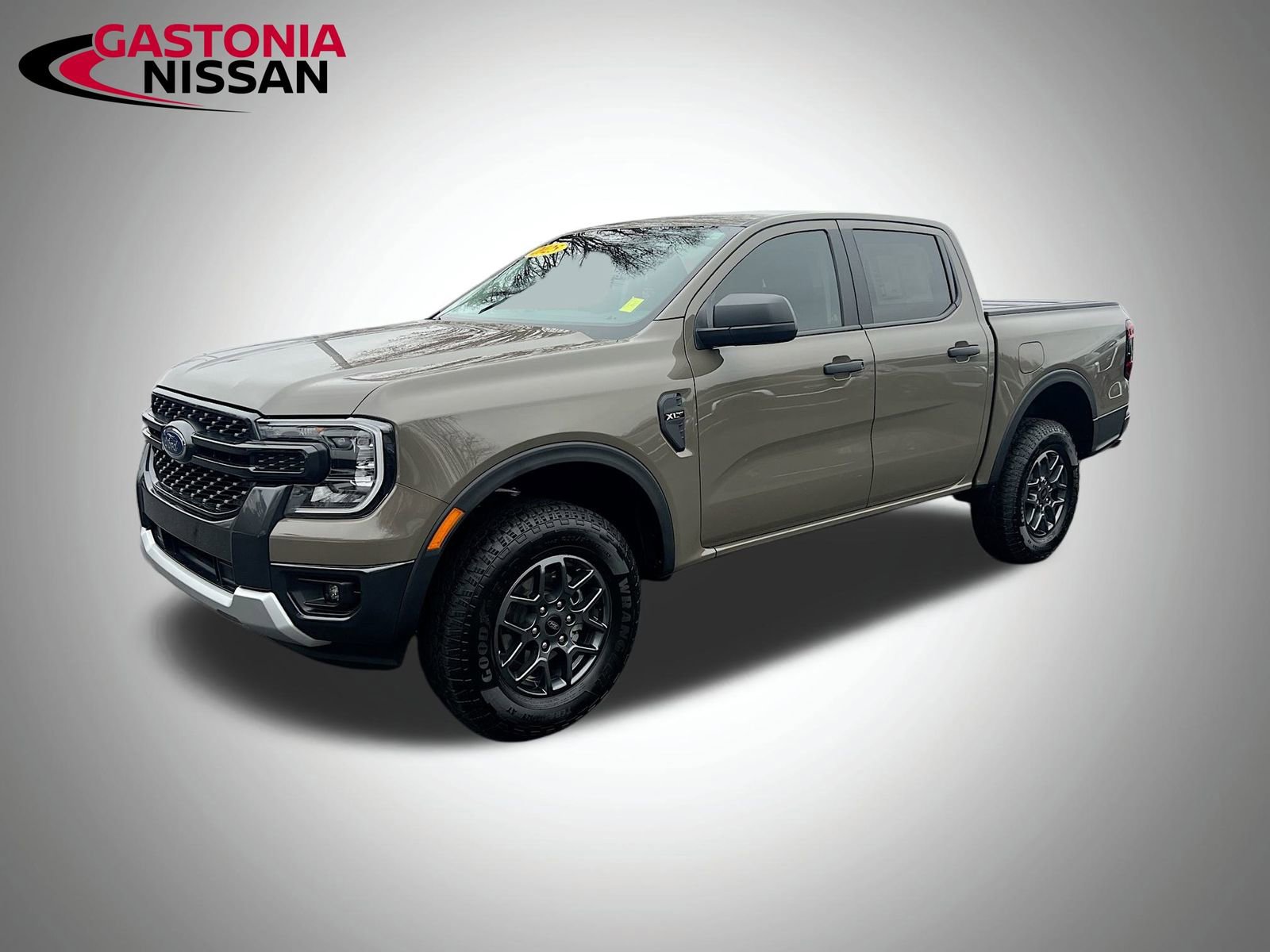 Used 2025 Ford Ranger XLT w/ Equipment Group 301A High image 3