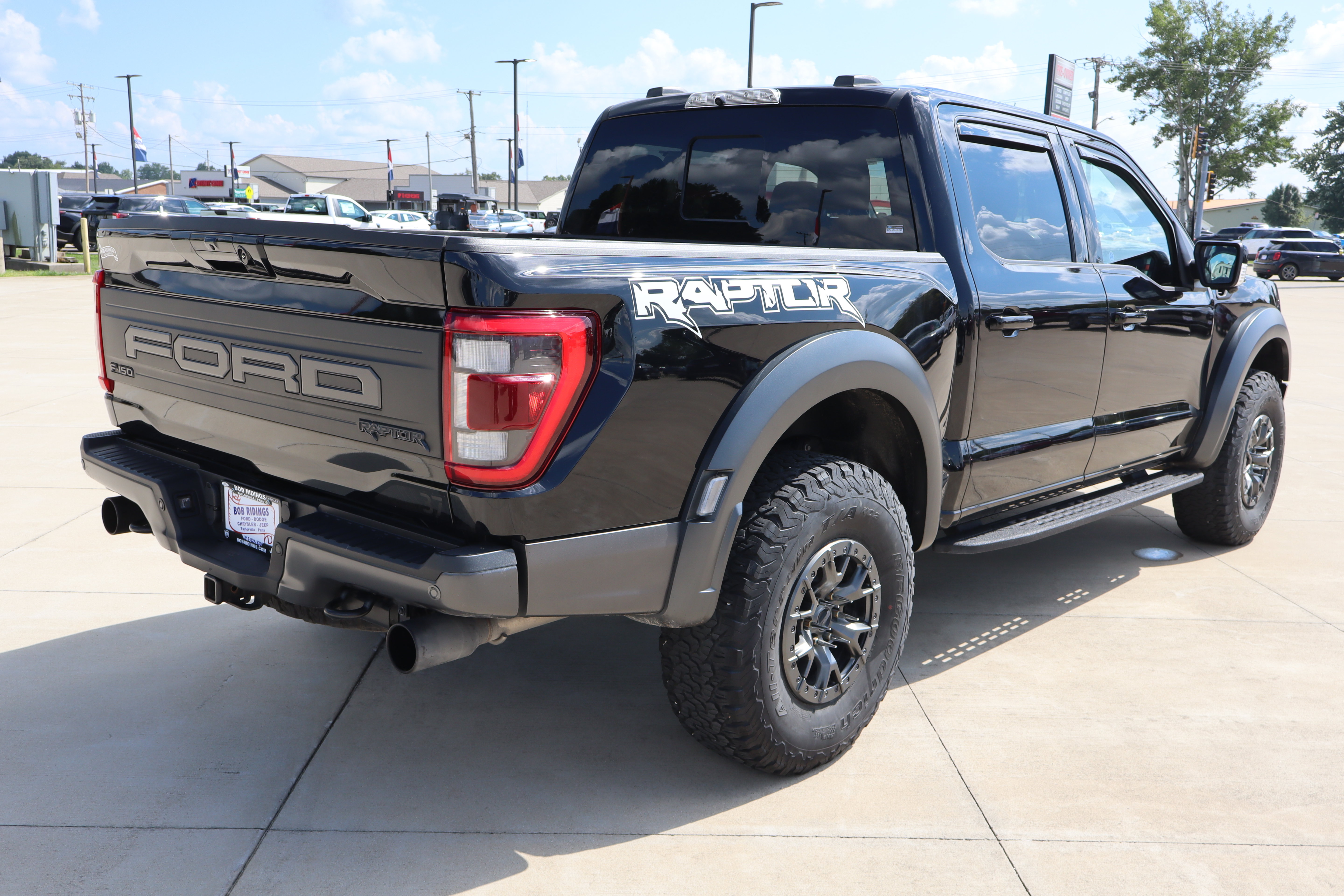 Used 2022 Ford F150 Raptor w/ Raptor 37 Performance Package AWD/4WD image 5
