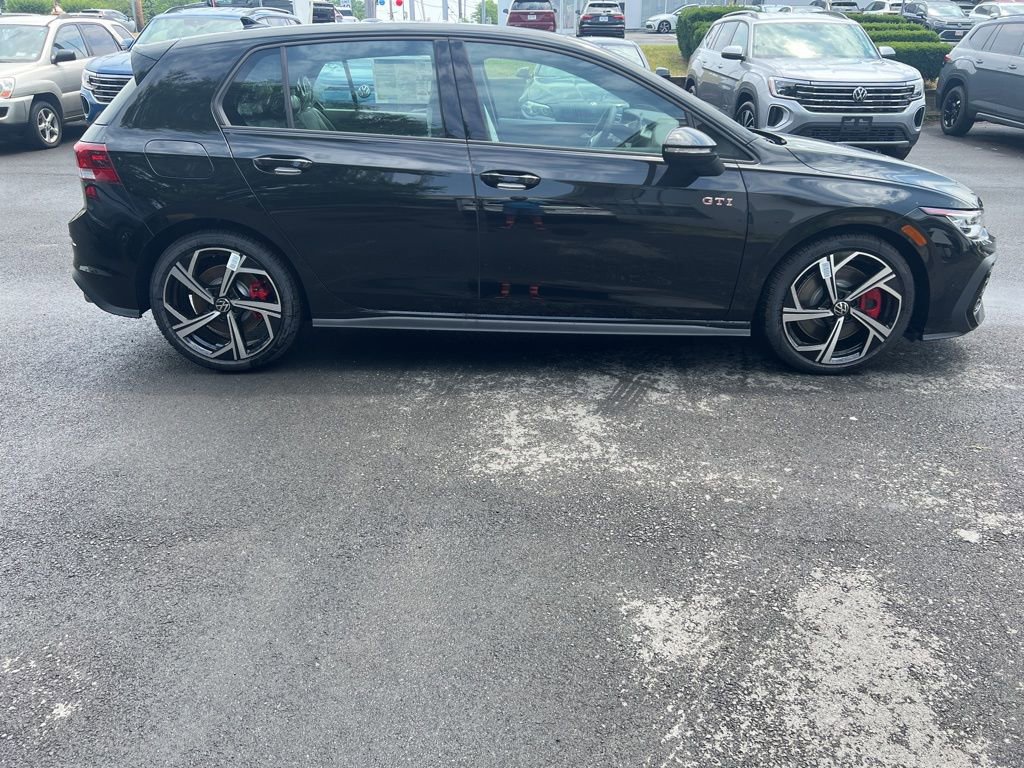 New 2025 Volkswagen GTI SE FWD image 4