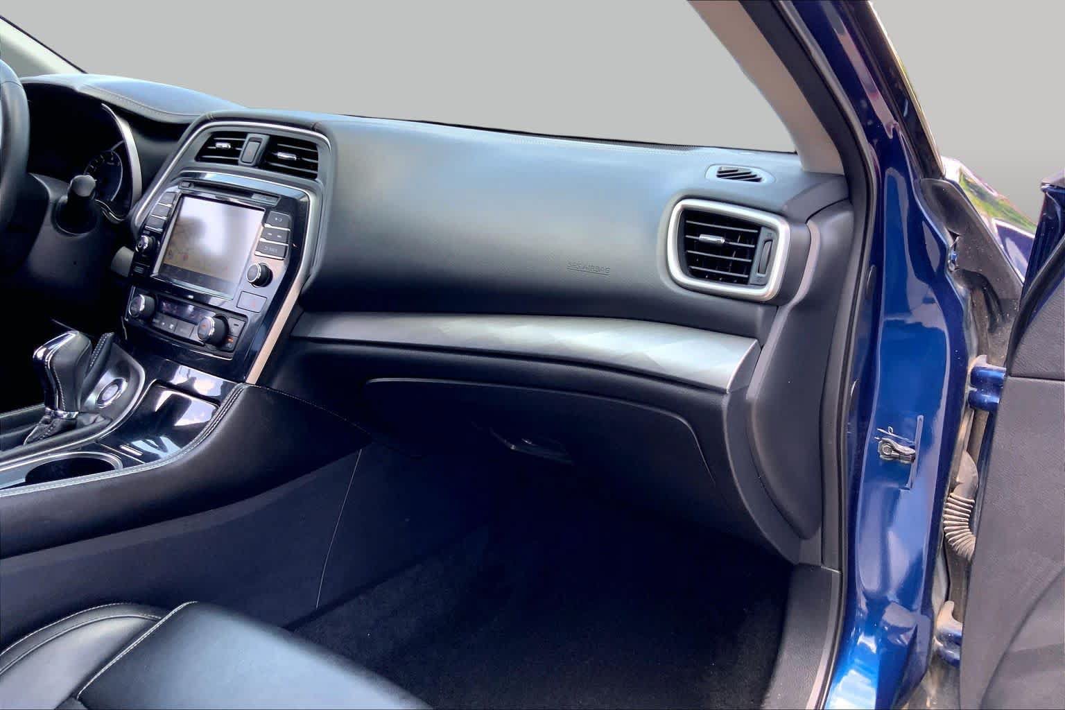 Used 2018 Nissan Maxima 3.5 SV FWD image 18