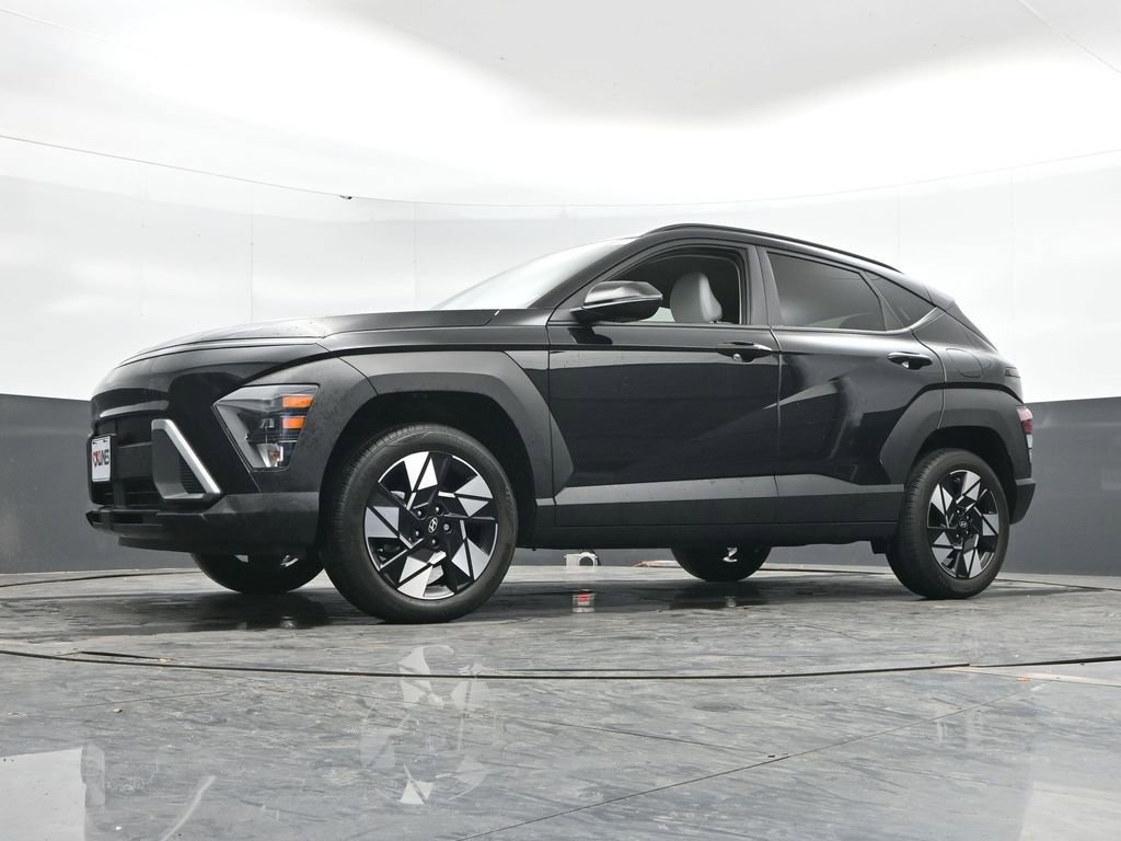 Used 2024 Hyundai Kona SEL AWD/4WD image 45