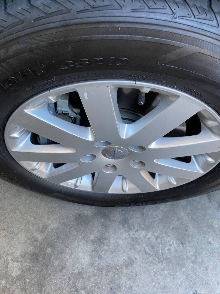 Used 2014 Chrysler Town & Country Touring FWD image 28
