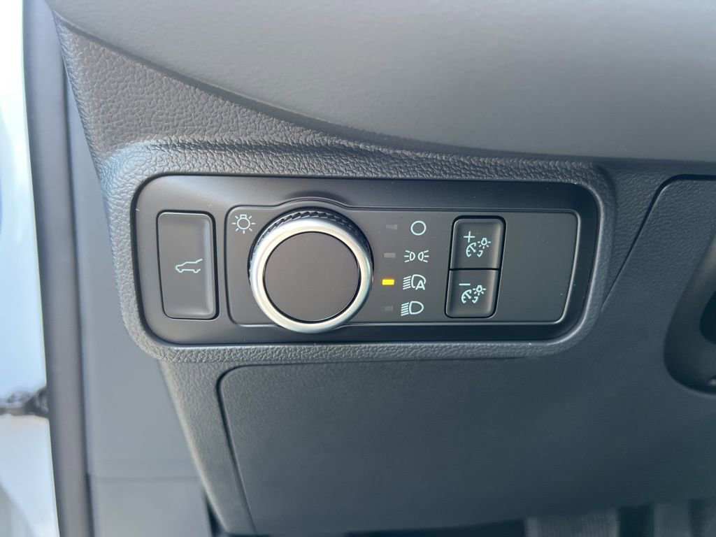 New 2026 Ford Explorer Active RWD image 18