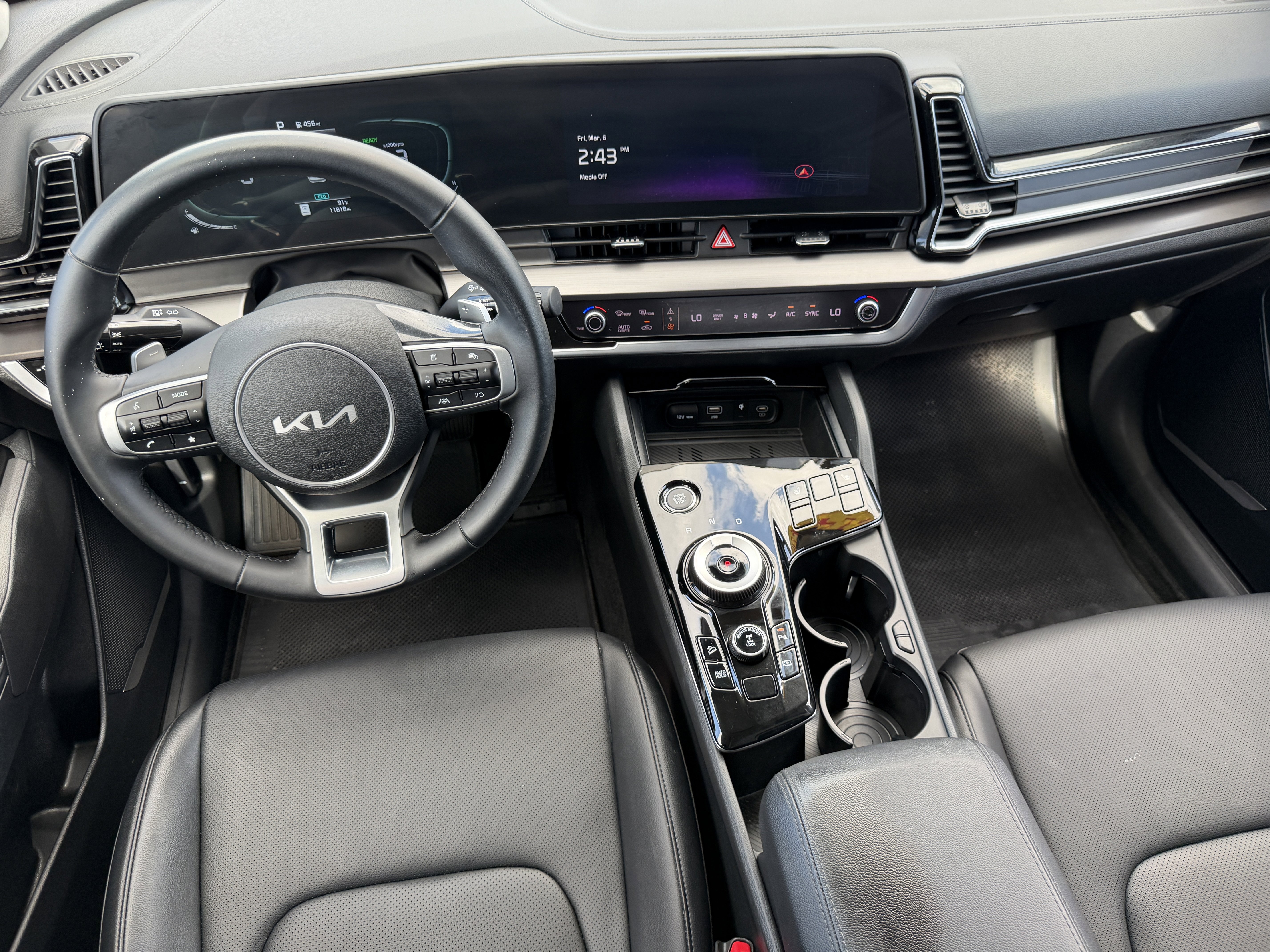 Certified 2024 Kia Sportage EX image 13